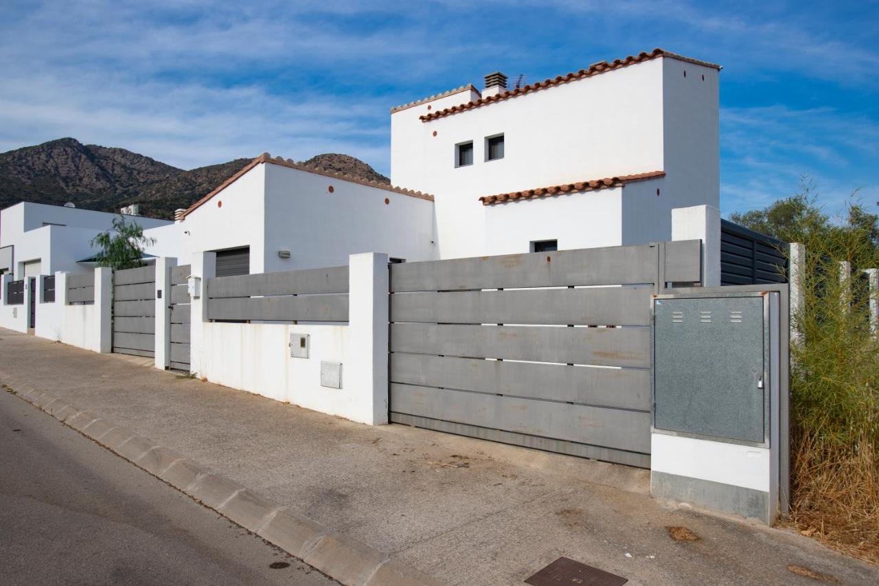 Vila Mas Busca 72 - Roses Costa Brava Exterior photo